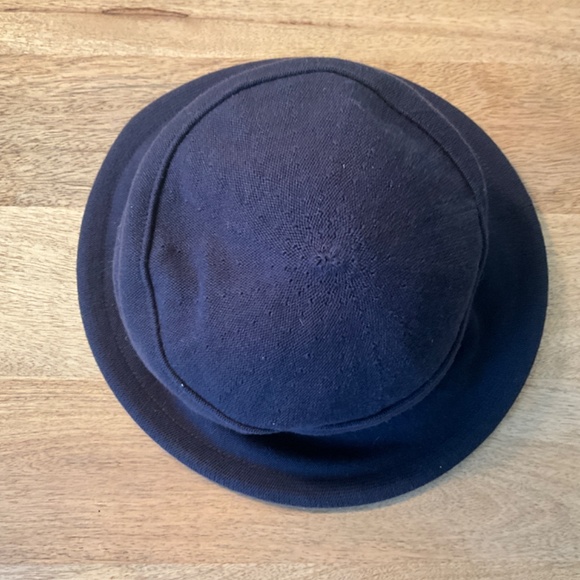 Barney’s Newyork women’s bucket hat
